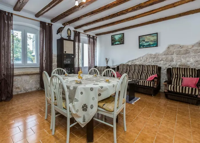 Διαμέρισμα Macan Bale